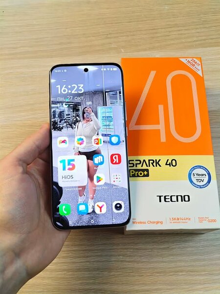 TECNO SPARK 40 Pro+