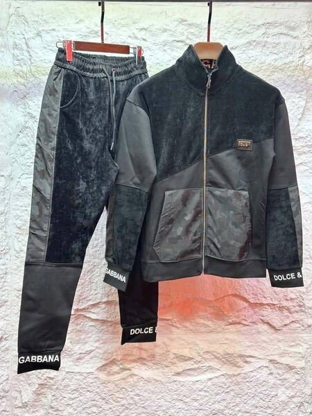 Ensemble de survêtement noir élégant