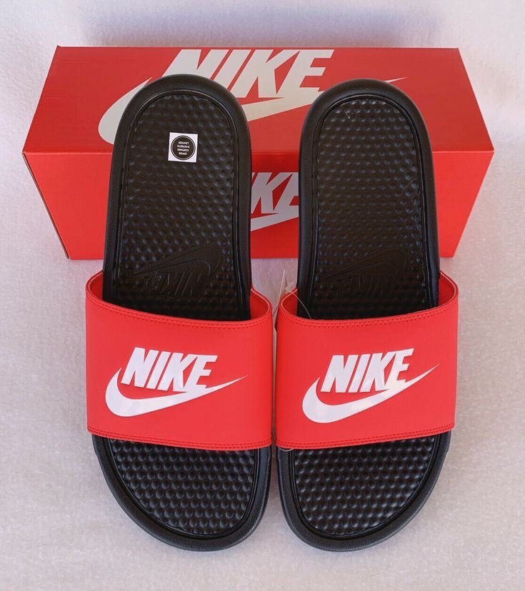 NIKE BENASSI