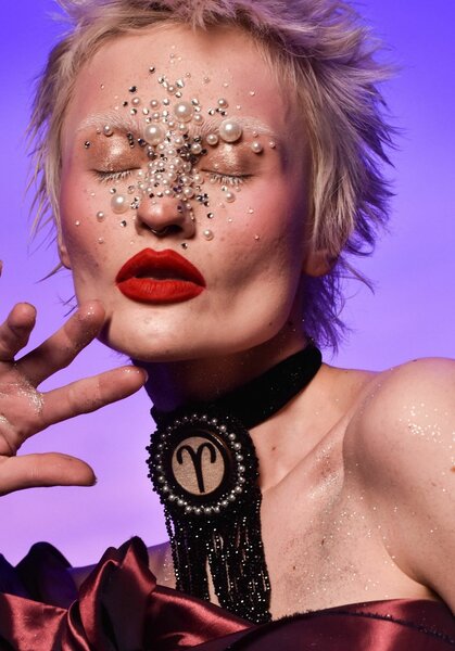 Брошь овен.