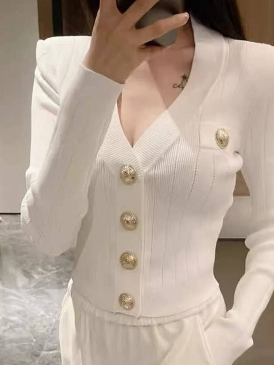 Стильный укороченный кардиган