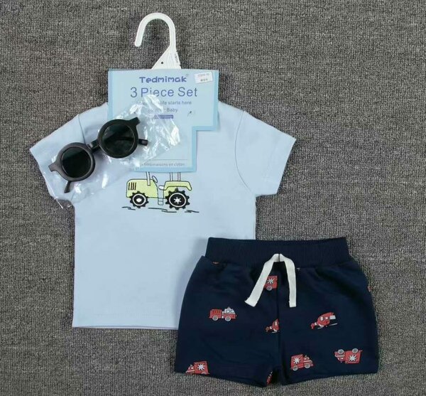 Ensemble Bébé avec lunettes