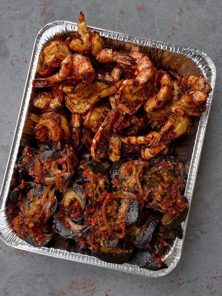 Spicy Grilled Seafood Tray