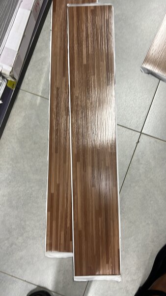 Lames de sol PVC imitation bois