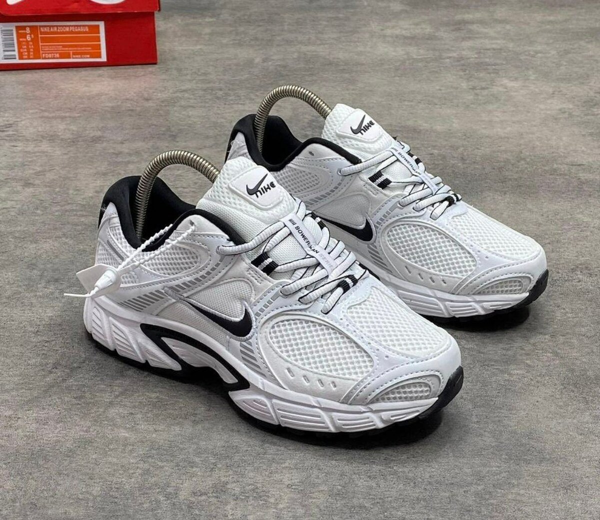 Baskets Nike blanches unisexes