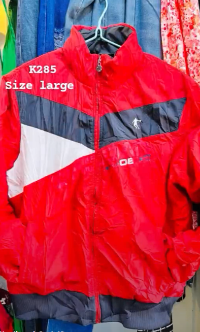 Men's windbreaker size L