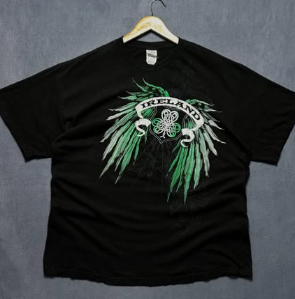Ireland 🇮🇪 graphic t shirt size : XL