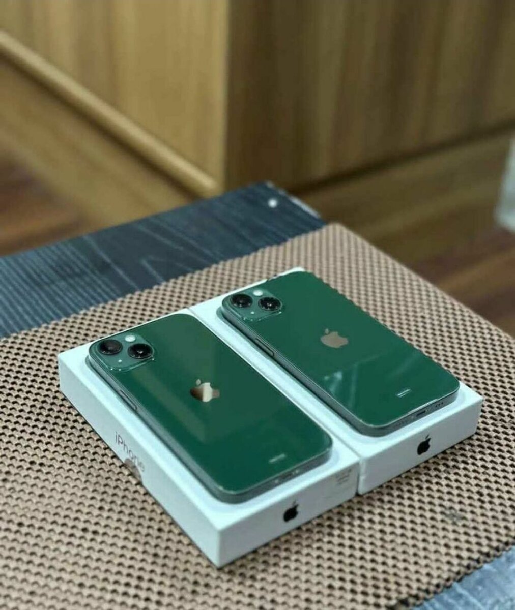 iPhone 13 Vert Neuf
