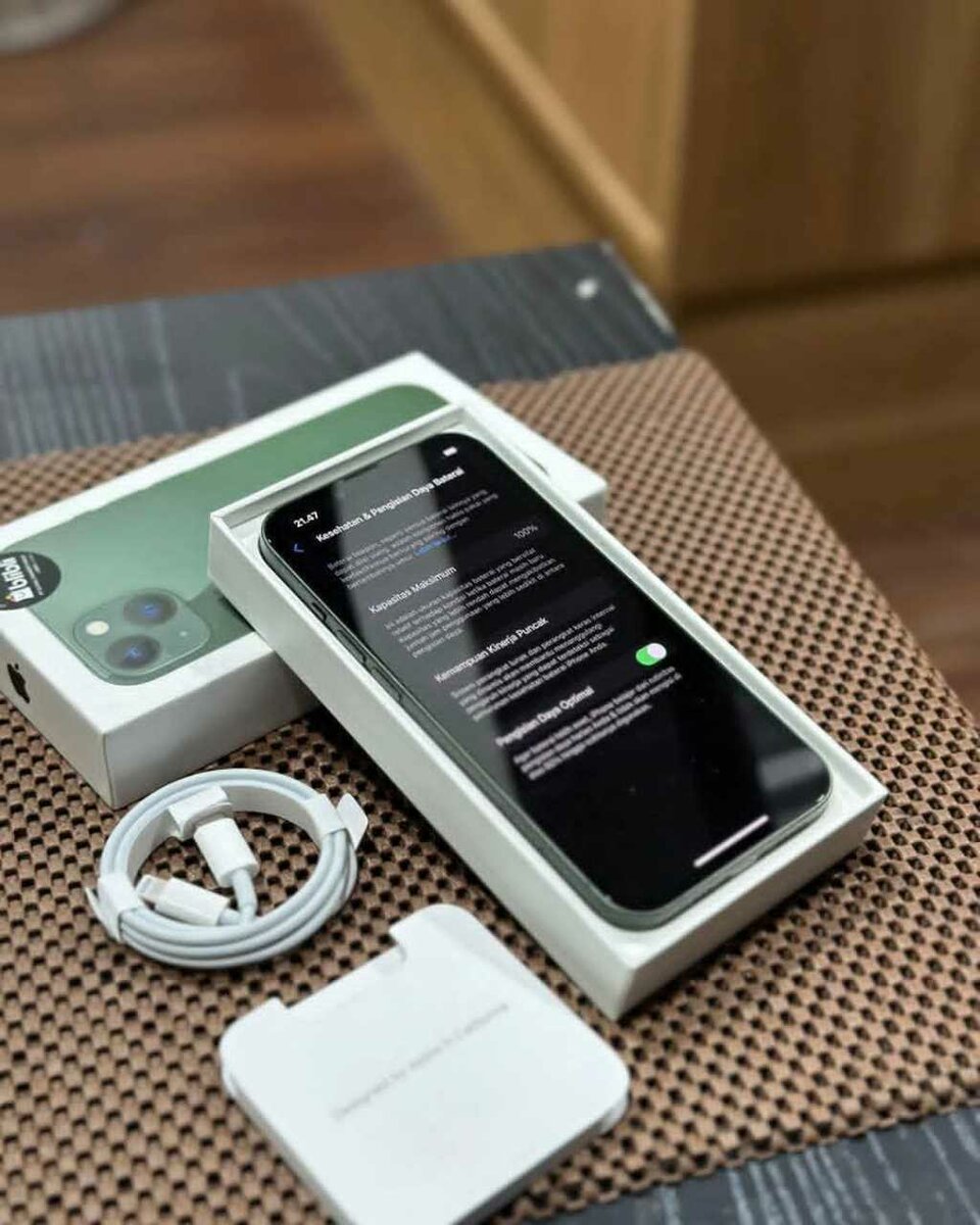 iPhone 13 Pro Vert avec Accessoires