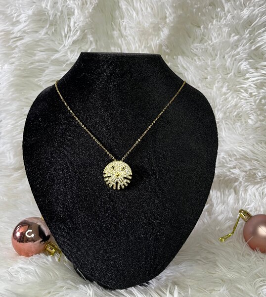 Collier Pendentif Main Doré