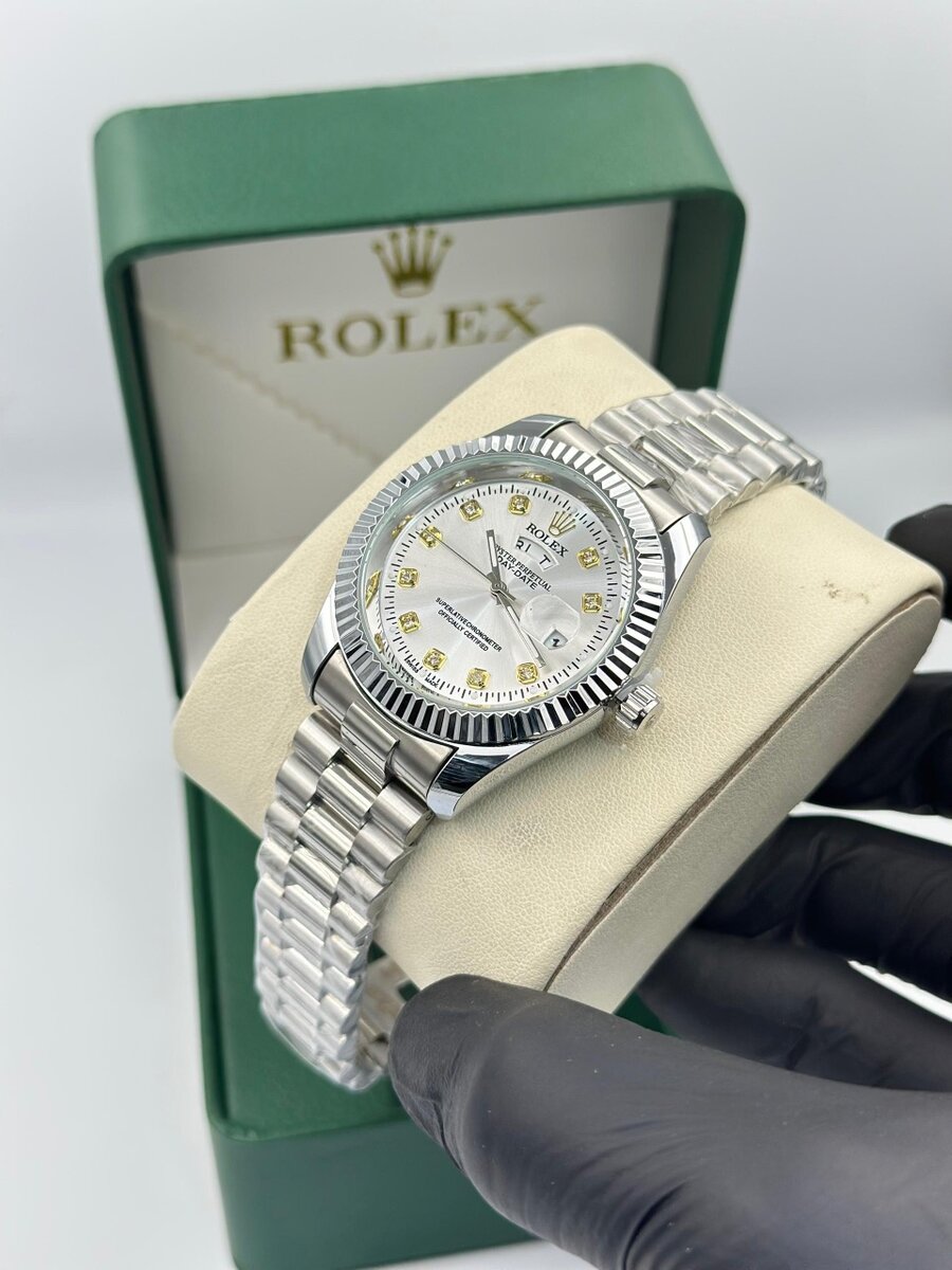 Montre de luxe en acier Rolex