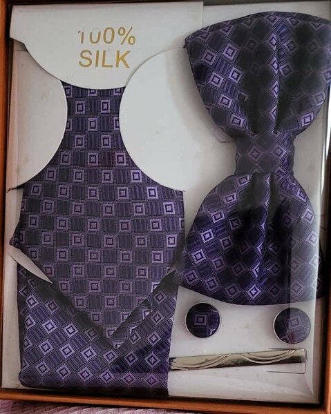 Noeud papillon en soie élégante