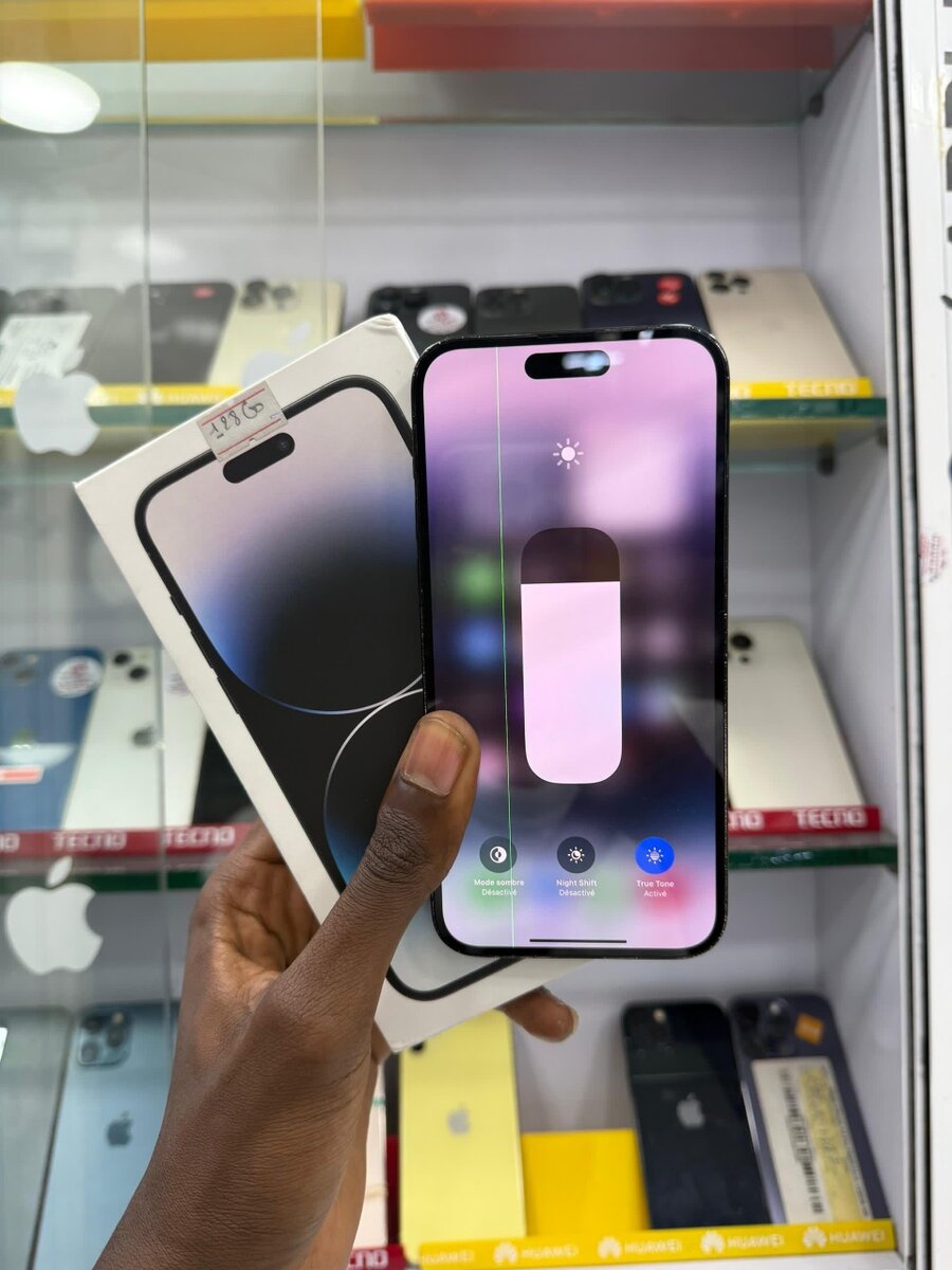 Disponible 14 Pro max 128go CE