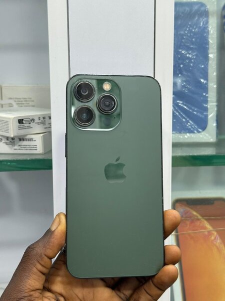 iPhone 13 pro 128 Go Vert