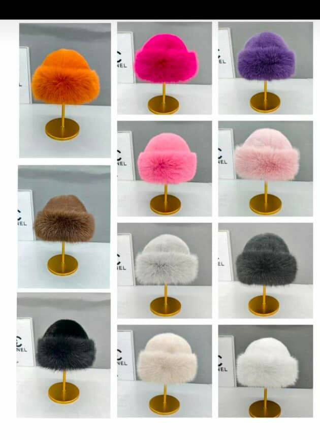 Chapeaux en fausse fourrure colorés