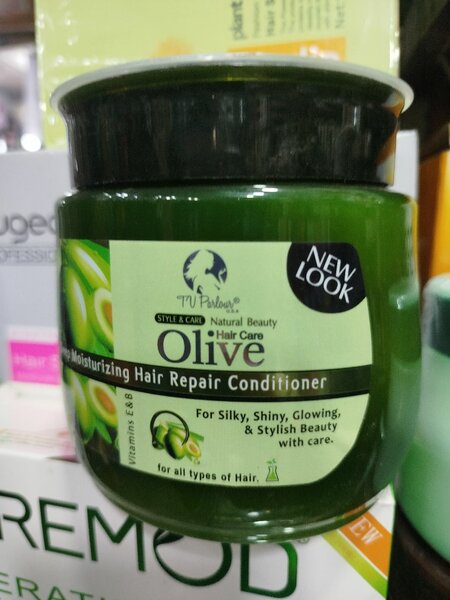 Olive mask hair
