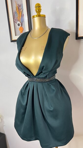Robe Élégante Verte S/M