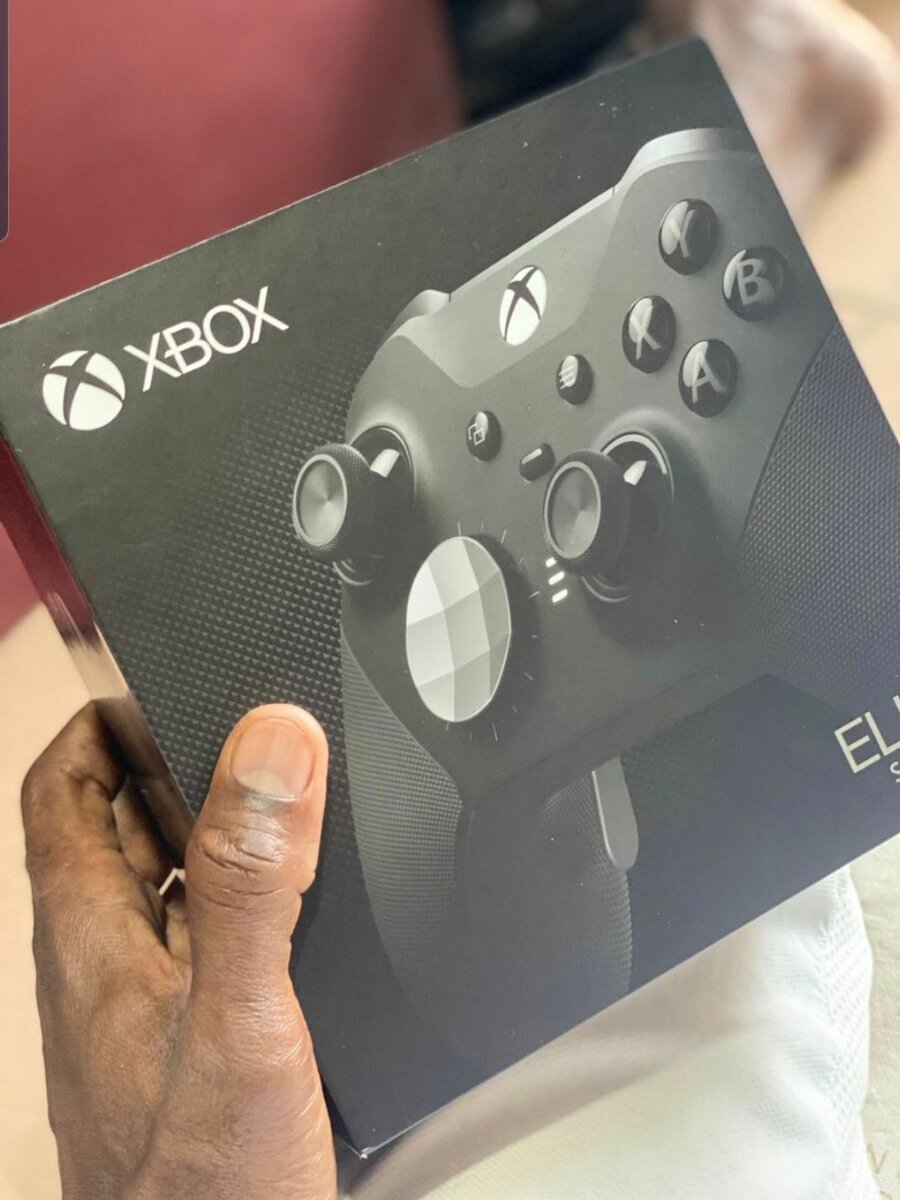 MANETTES XBOX ELITE2 NEUVE SCELLÉE