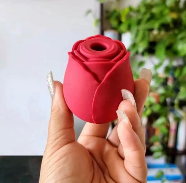 Vibromasseur aspirateur