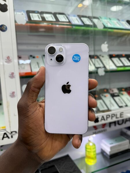 iPhone 14