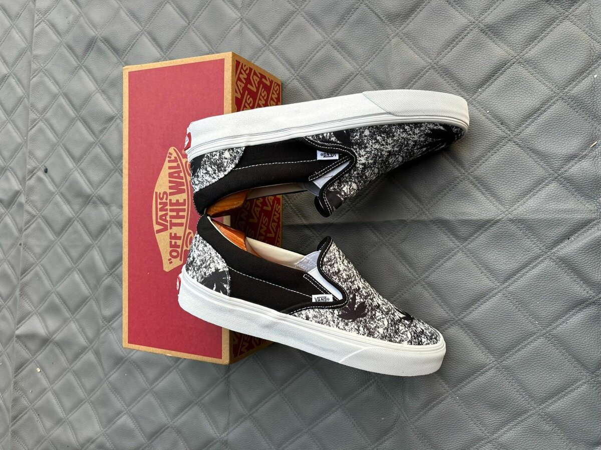 Vans Slip-on Noir et Blanc