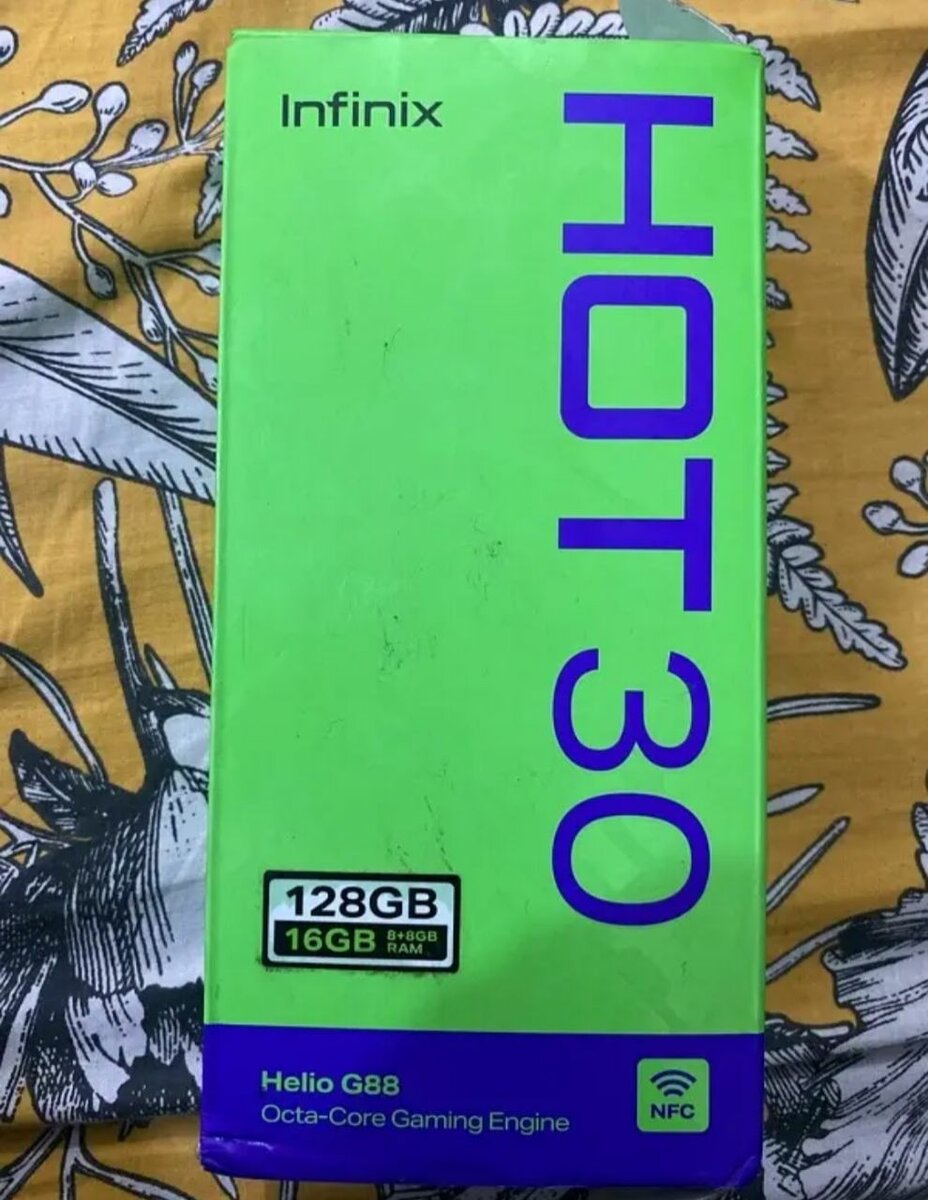 Infinix Hot 30.     8+8/128 GB