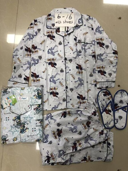 Pyjama Enfants avec Chaussons