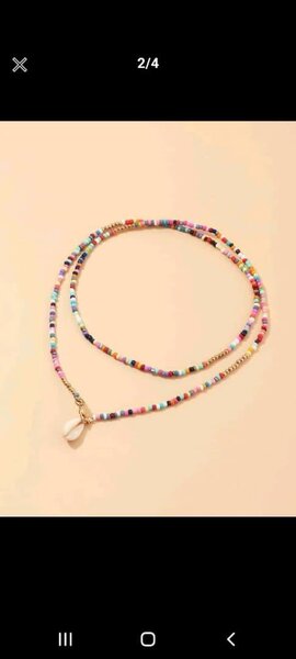Collier de perles colorées