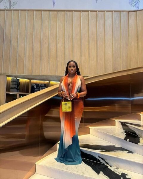 Robe d'été élégante femme