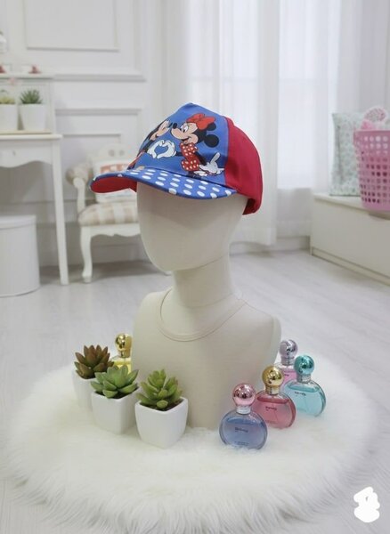 Chapeaux enfants colorés