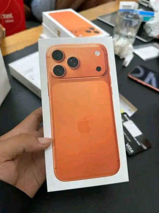iPhone 13 Orange Édition