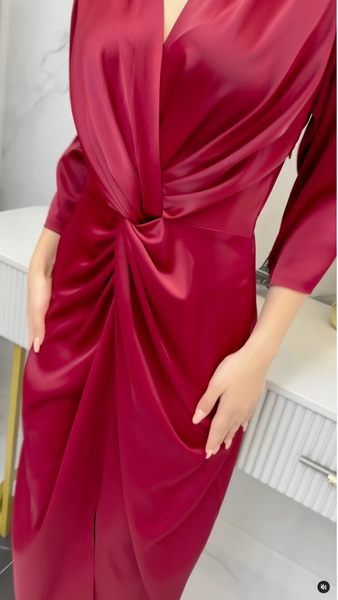 атласная платье 