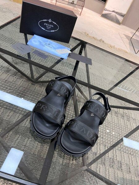 Sandales en cuir luxe