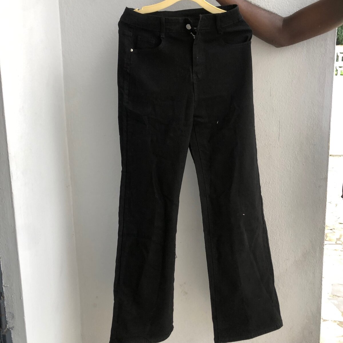 Jeans déchirés tendance