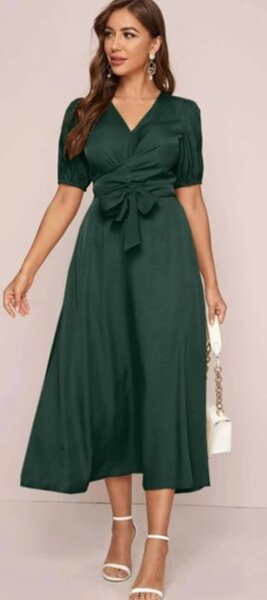 Robe Élégante Verte Noeud