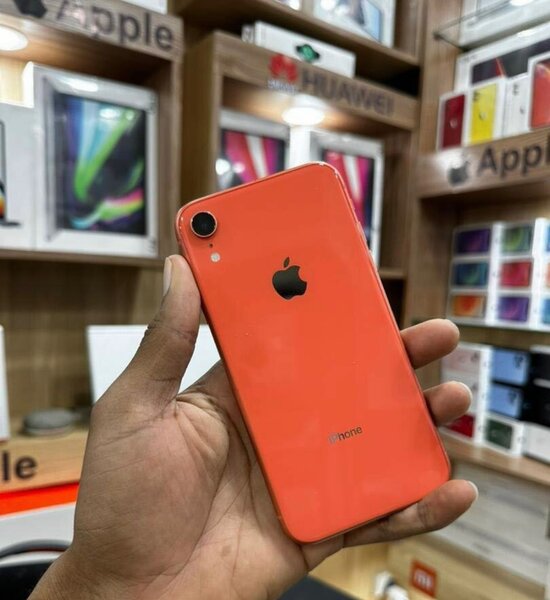 iPhone XR 64Go Rouge