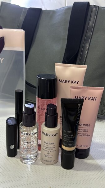 Mary Kay lux set