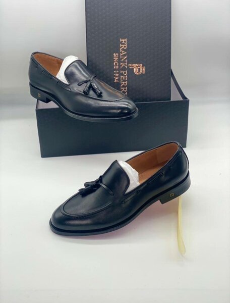 Frank Perry Solid Leather Formal Shoes