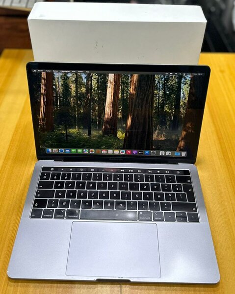 PC MacBook Pro 16Go Core i7