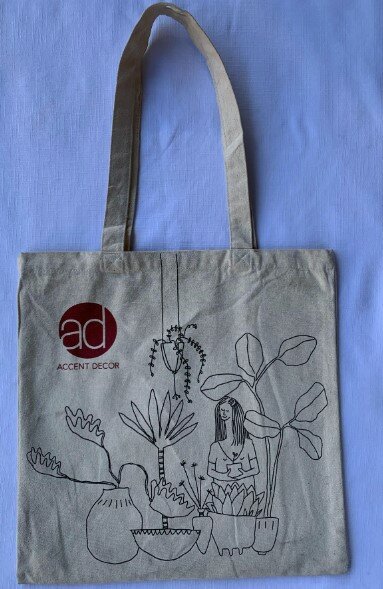 Tote bag