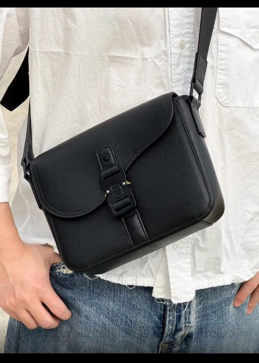 Sac bandoulière en cuir élégant