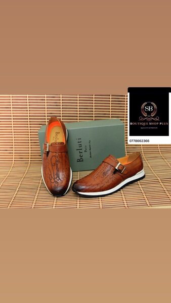 Mocassins BERLUTI PARIS original en cuir avec sa boîte