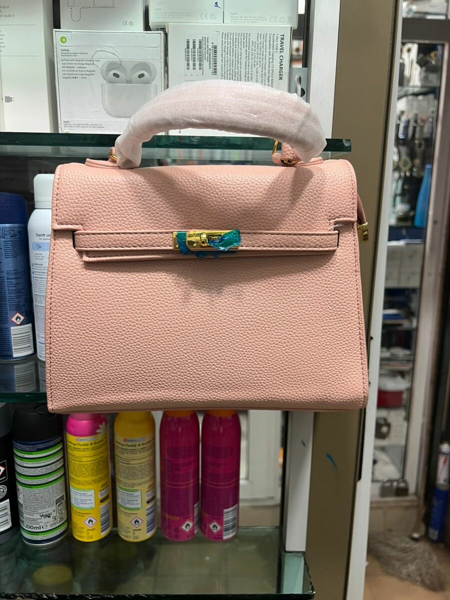 Hermès