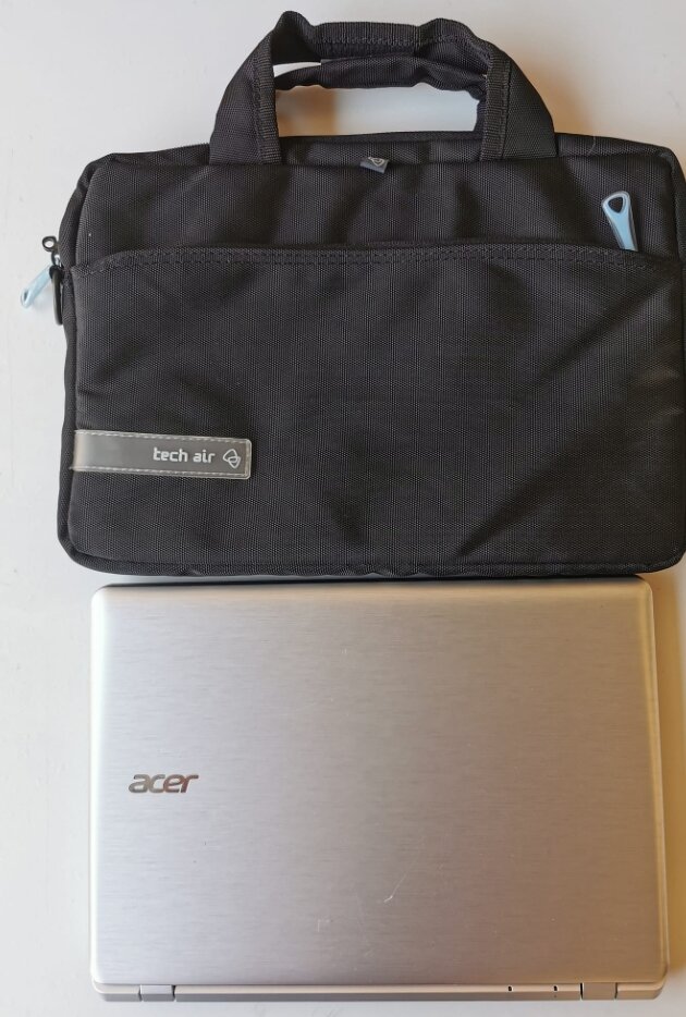 Exellent Condition Acer V3