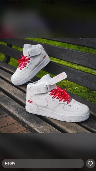 Sneaker
