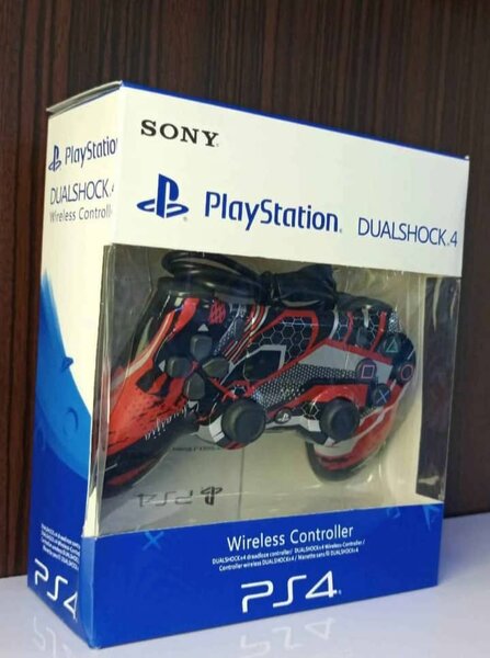 Manette ps4 neuve et scellée