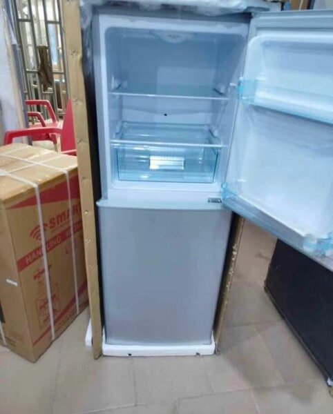 Réfrigérateur double porte compact