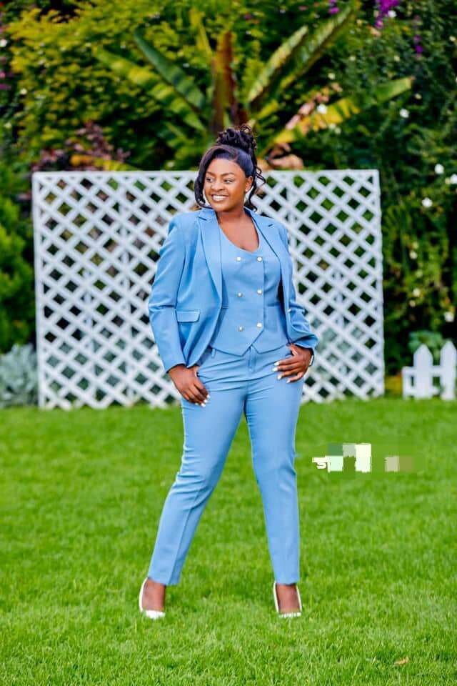 Sky blue ladies 3 piece Suit