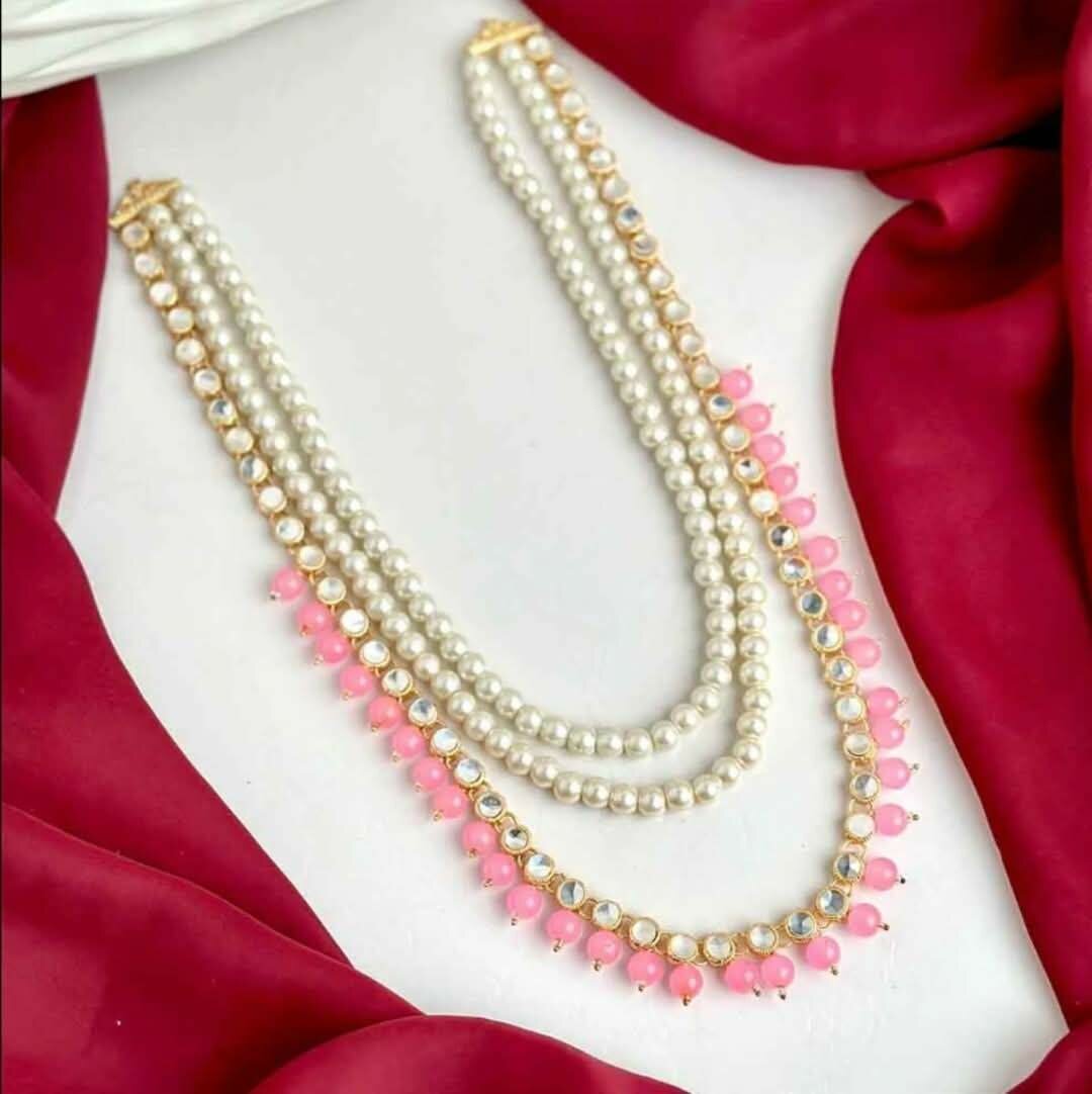Ladies necklace