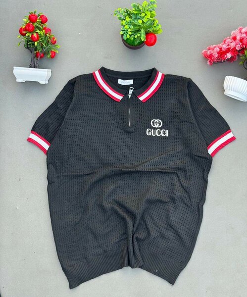 Polo noir chic Gucci pour hommes